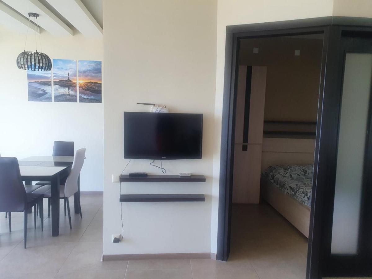 Apartment Magnolia Seaside บาทูมิ ภายนอก รูปภาพ