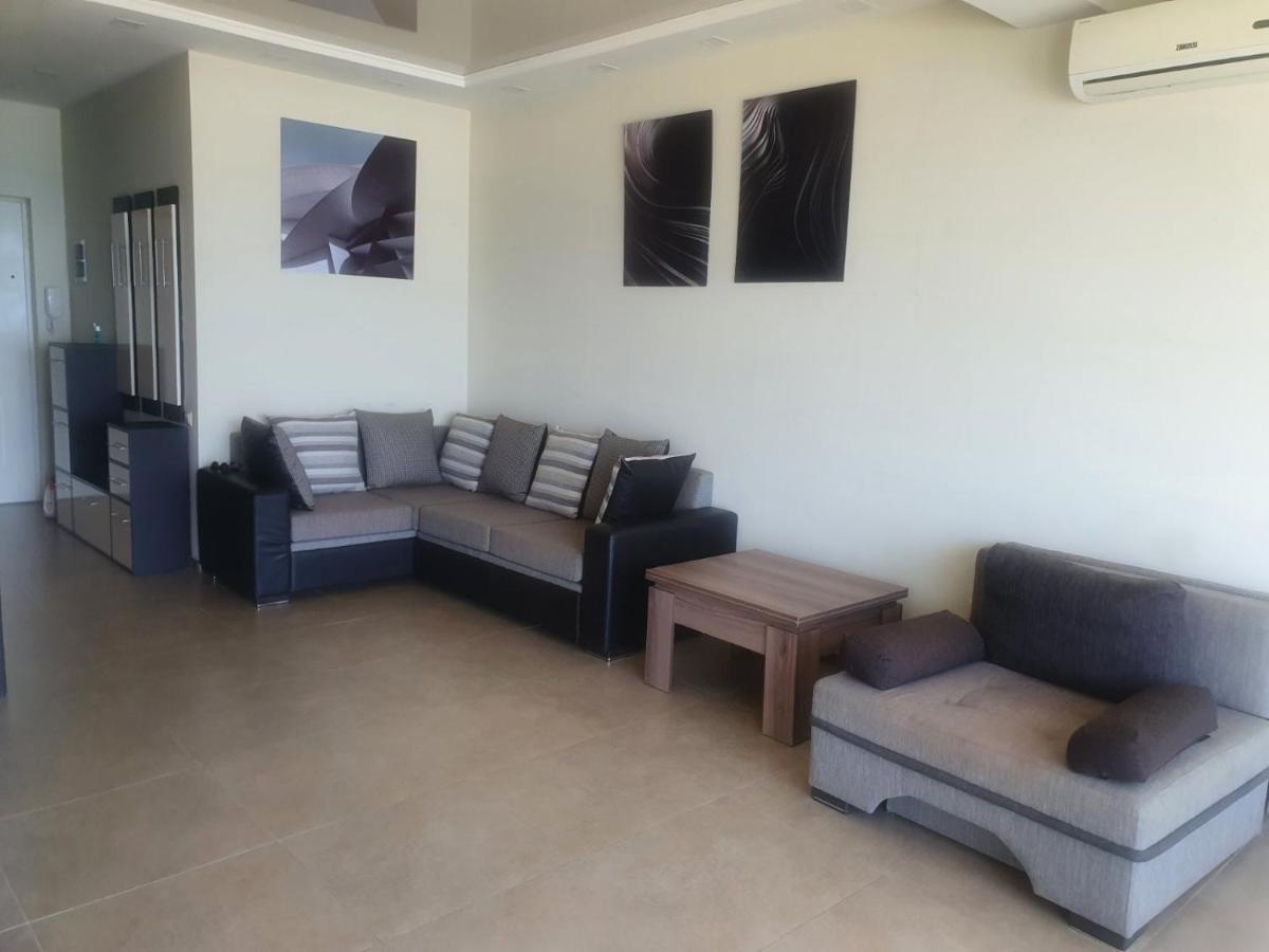 Apartment Magnolia Seaside บาทูมิ ภายนอก รูปภาพ